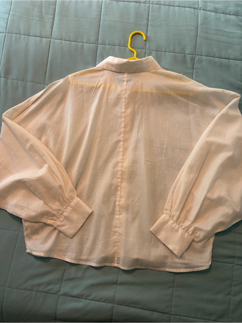 Banana Republic Dolman Sleeve Button-Down Shirt in Soft Cream-M-Worn Once! - Picture 3 of 6